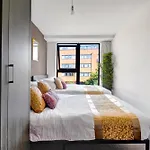 Thai Suite 28 Nights With Pool Table And Freepark