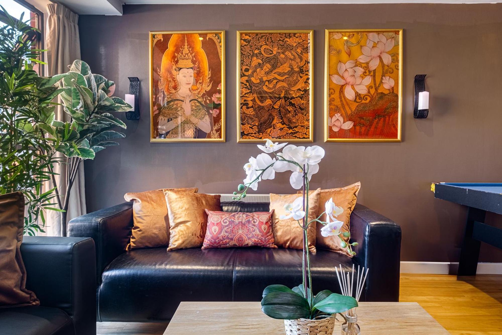 Thai 28 Nights With Pool Table And Freepark *